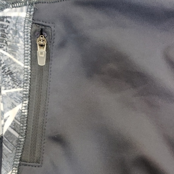 Womans champion work out capris size large - Picture 8 of 8